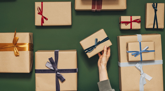 how to wrap a gift like a pro 1650557383 Fasulyeden