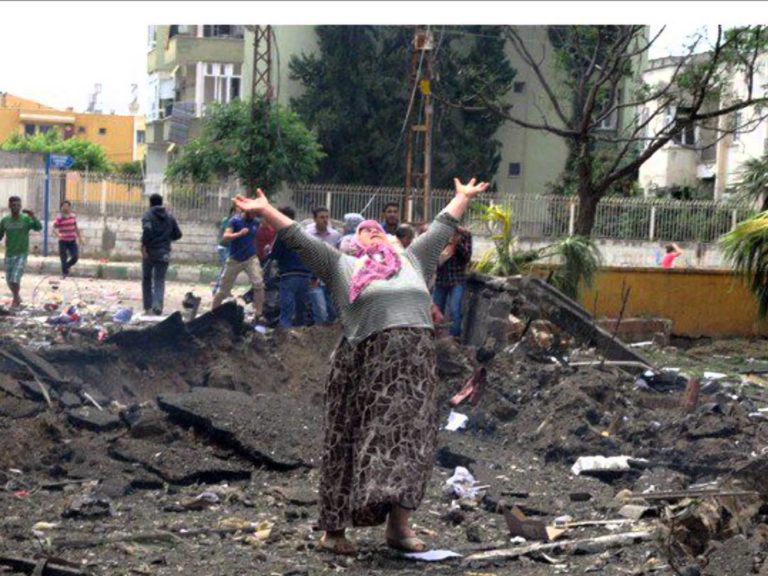 Ölüm Üzerinden Siyaset Yapalım