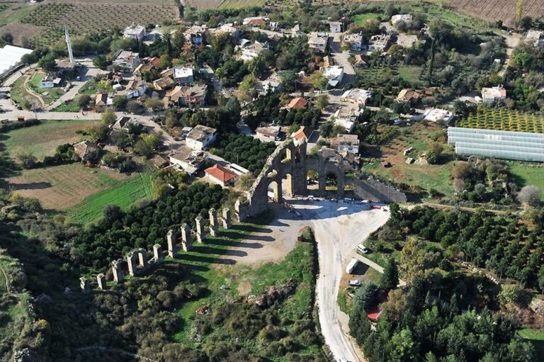 gokyuzunden-nefes-kesen-antalya,GGz1qyKn_EWJOyH4lCxiqg