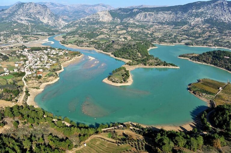 gokyuzunden-nefes-kesen-antalya,SS_HpkhMR0q2BkmJwtc3tQ