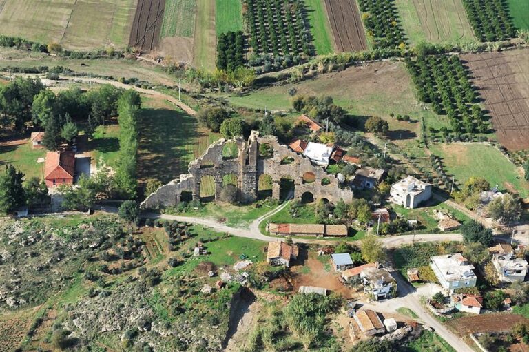 gokyuzunden-nefes-kesen-antalya,UFMn_FCrLEm6SHyuNr8EMw