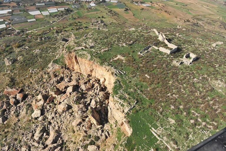 gokyuzunden-nefes-kesen-antalya,p_tx9joexU2G6HJWRoF4xg